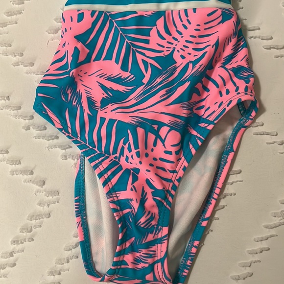 🌞 New Arizona Jean Co One Piece Bathing Suit Size 6/6x - Picture 3 of 9